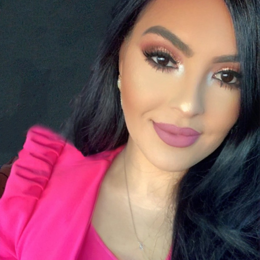 Meet your Posher, Jimena